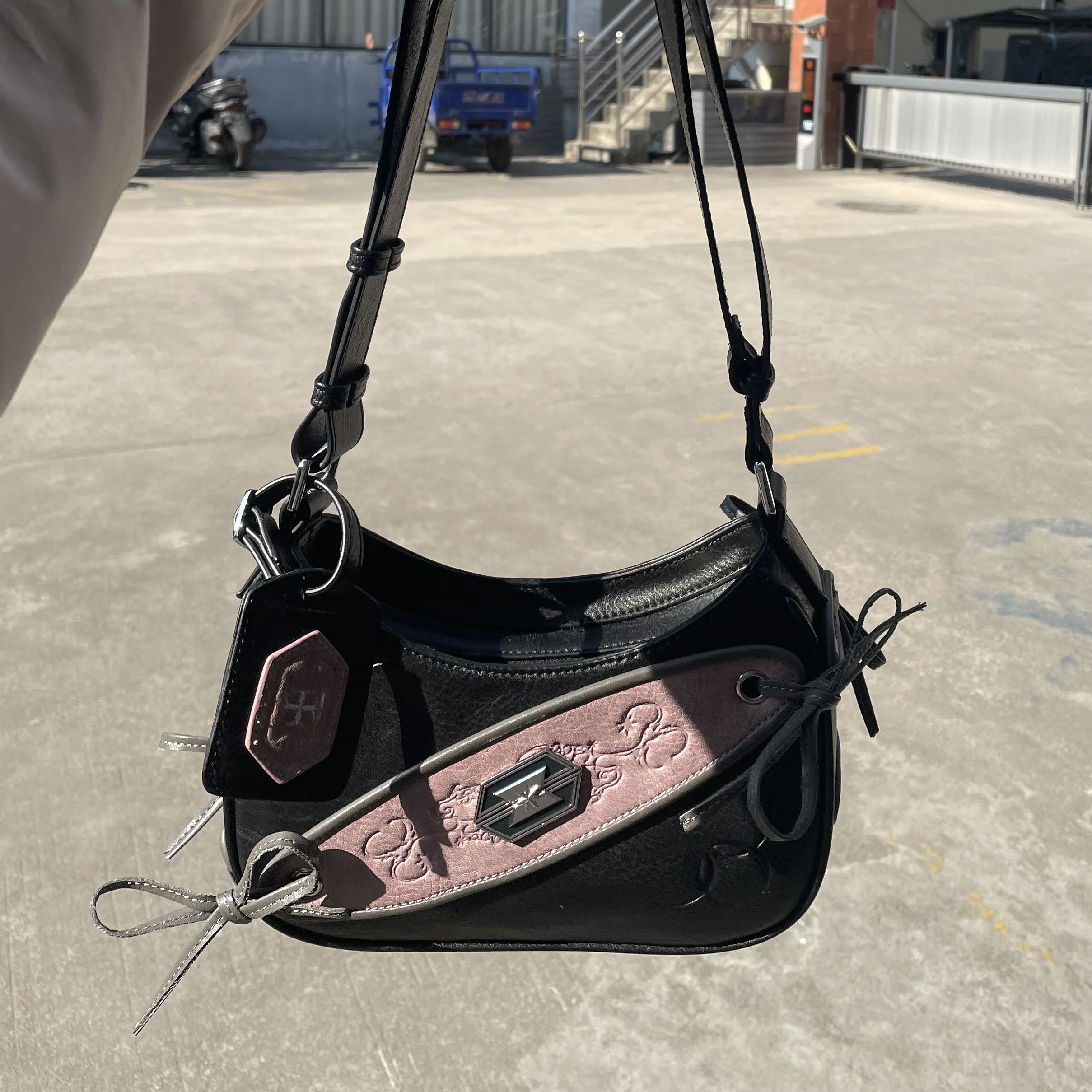 BTS Icon-Patch Purse [PRE-ORDER] - Image 5