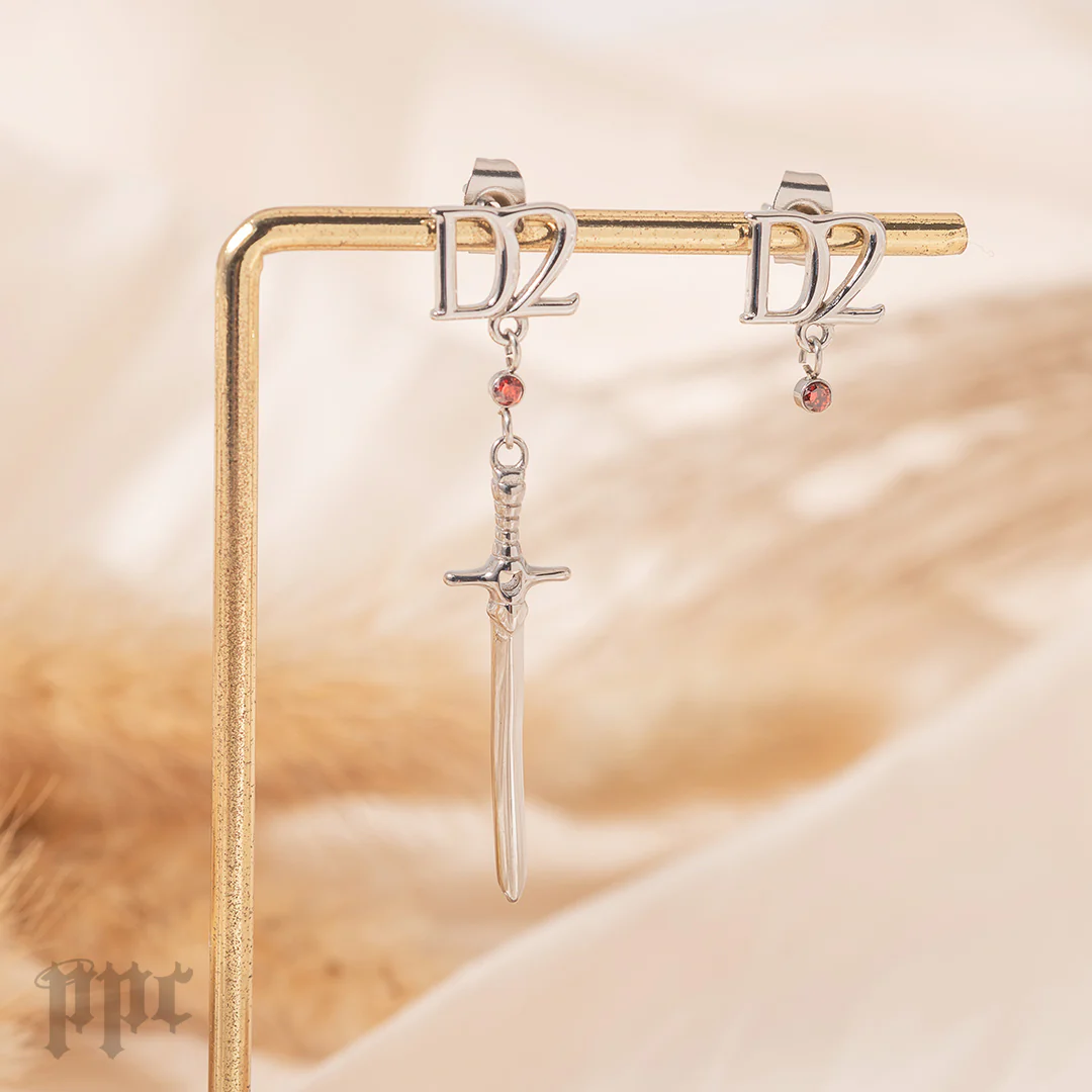 D-2 Stud Earrings - Image 8