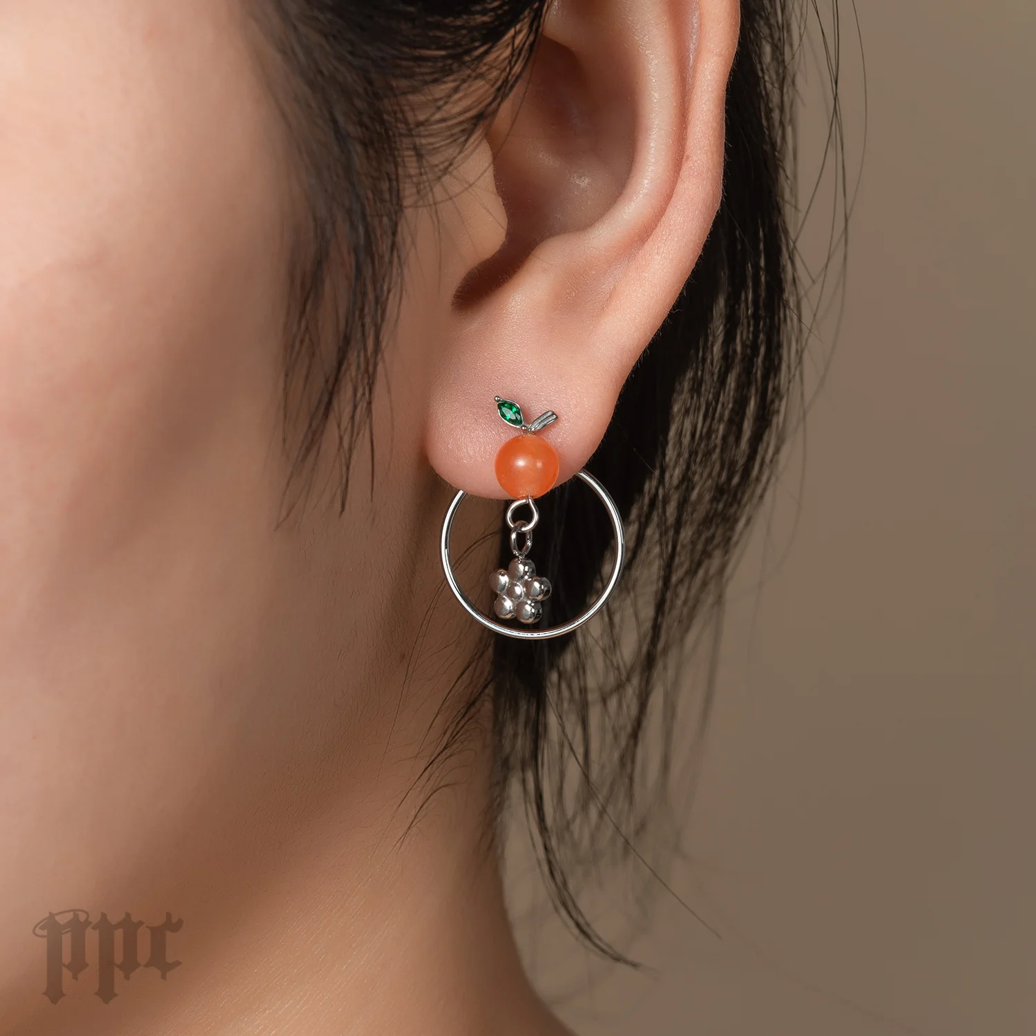 EN- Orange Flower Stud Earrings - Image 3