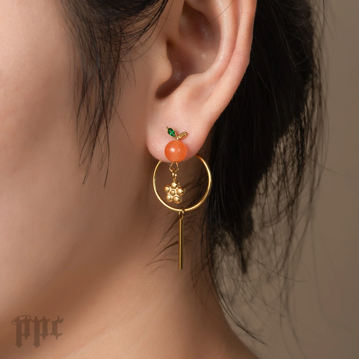 EN- Orange Flower Stud Earrings - Image 4