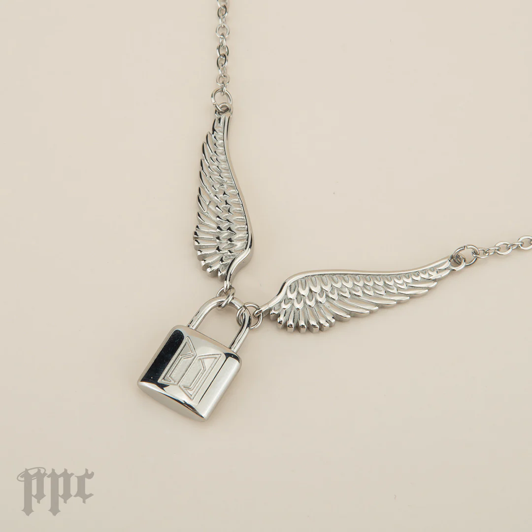 Eternal Wings Necklace 2 - Image 7