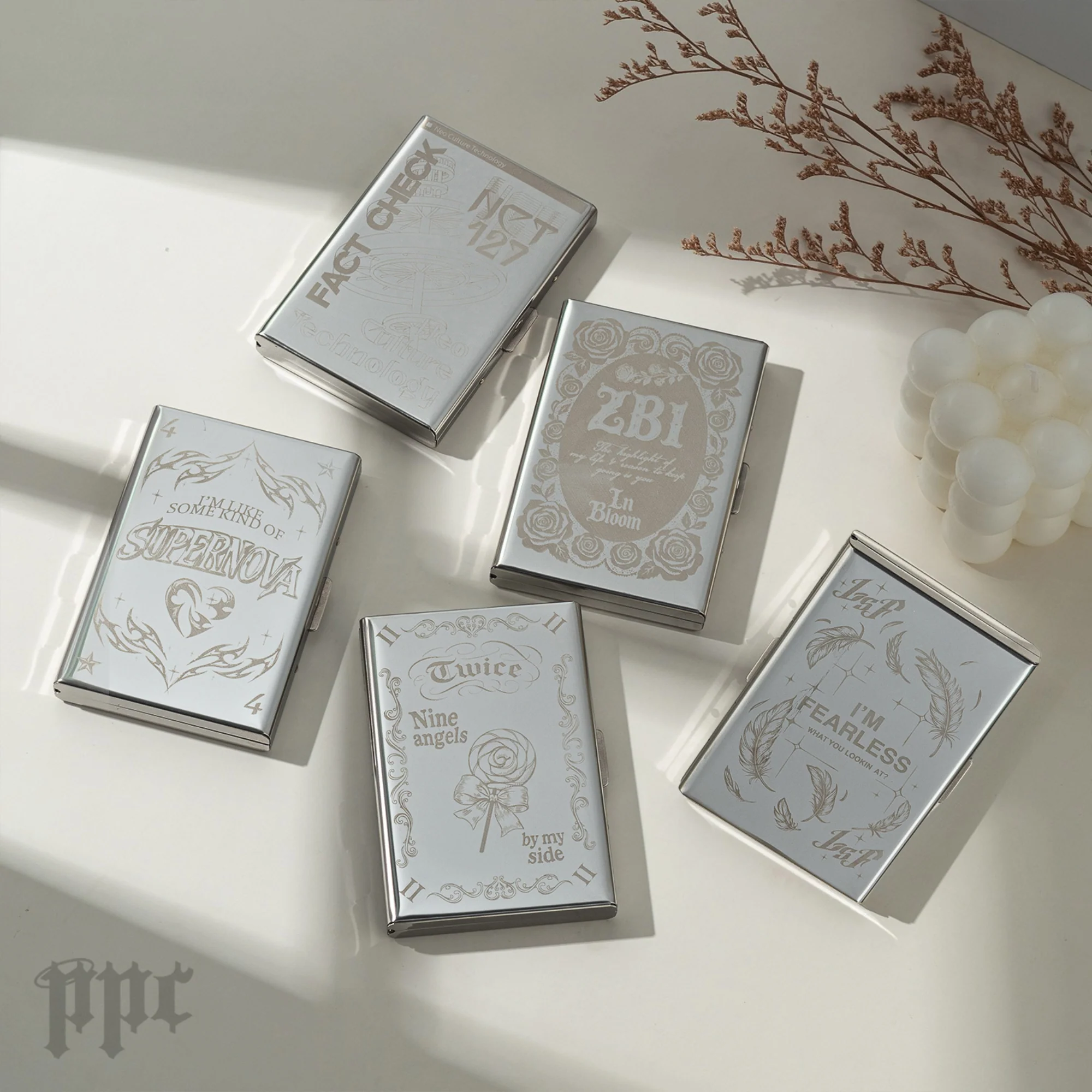 Aespa Metal Cardholder - Image 5