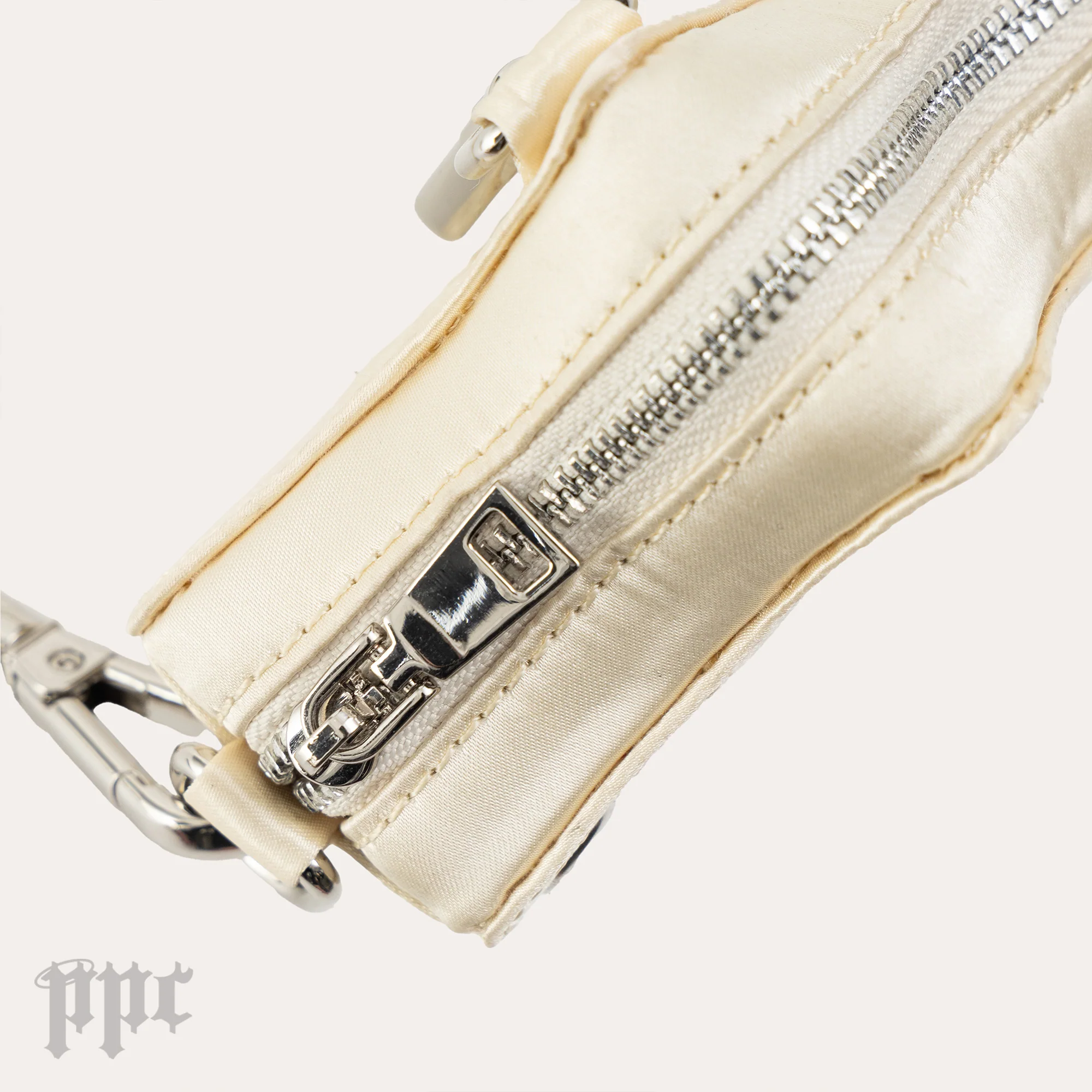 Serendipity Satin Star Pouch - Image 10