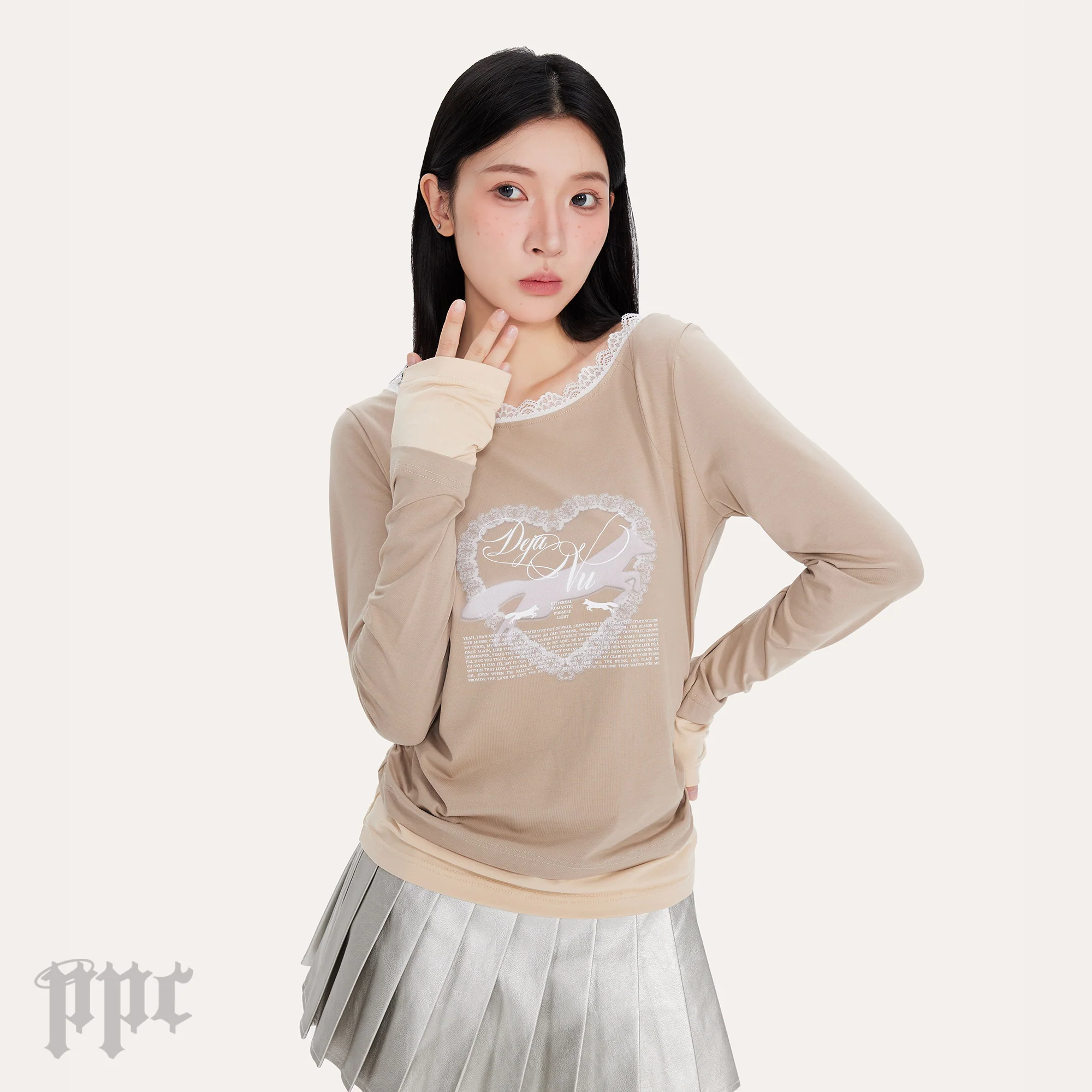 TXT Deja Vu Ruched Top - Image 3