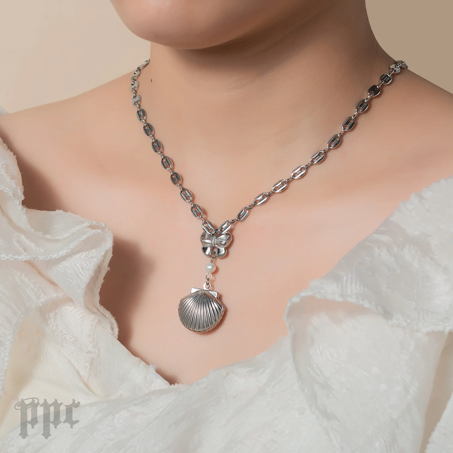 World Is My Oyster Locket Necklace - Image 3