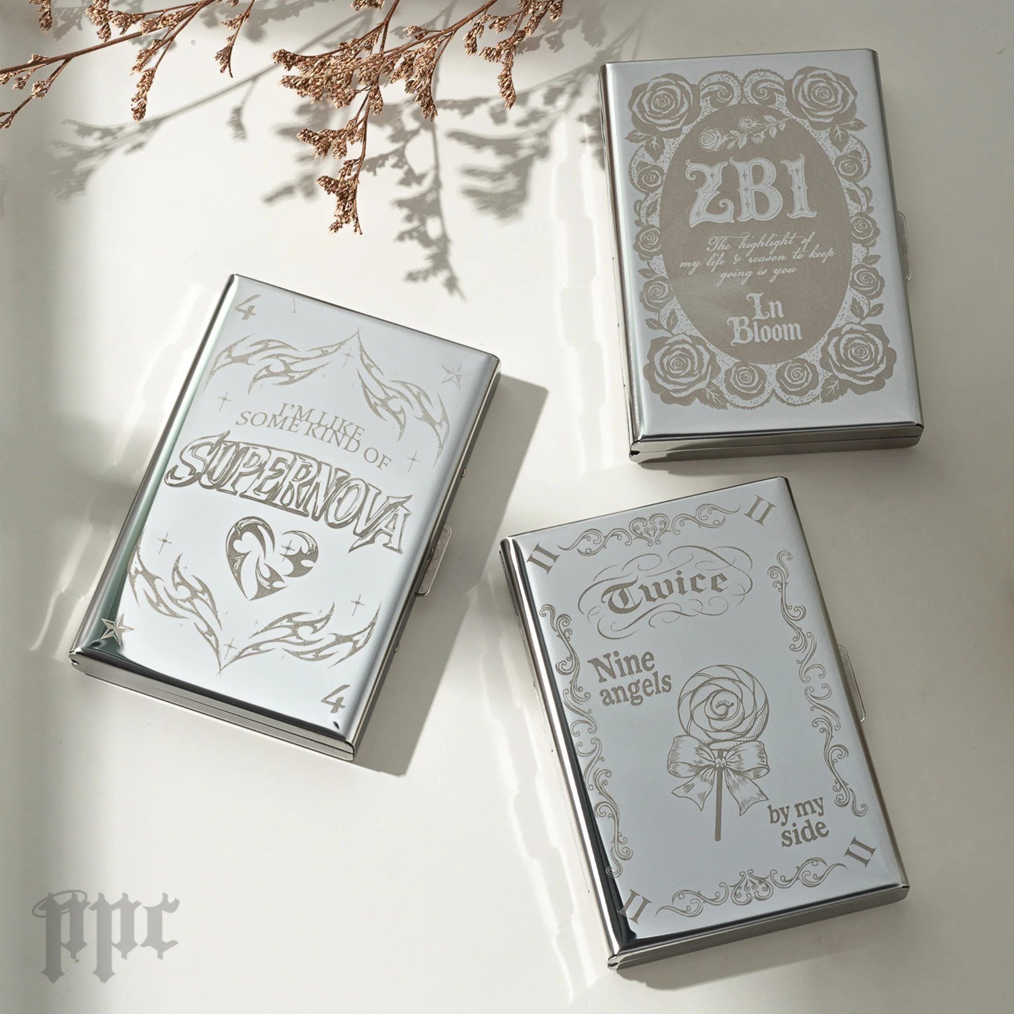 Aespa Metal Cardholder - Image 3